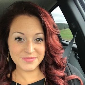 Meet your Posher, Caley